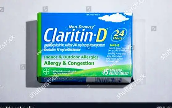 Box of Claritin-D showing both loratadine and pseudoephedrine as active ingredients